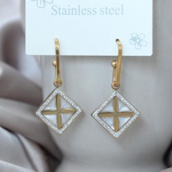 Çelik Gold Renk Sedefli Zirkon Taşlı Yonca Tasarımlı Sallantılı Kadın Küpe