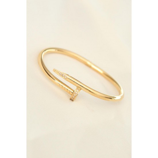 Çelik Gold Renk Taşlı Çivi Model Bileklik Çelik Gold Renk Taşlı Çivi Model Bileklik