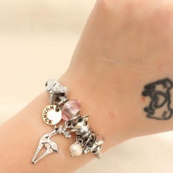 Geyik Figürlü Pembe Taşlı Charm Bilezik