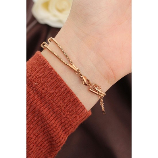 Çelik Rose Renk Minimal Küp Detay Bileklik Çelik Rose Renk Minimal Küp Detay Bileklik
