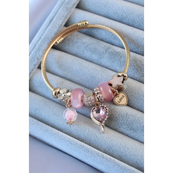 Gold Renk Pembe Kristal Kalp Figür Çiçek Detay Kadın Charm Bileklik Gold Renk Pembe Kristal Kalp Figür Çiçek Detay Kadın Charm Bileklik