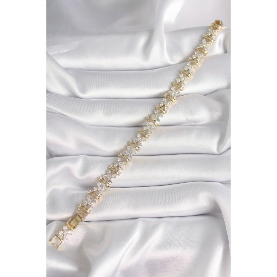 Pirinç Gold Renk Zirkon Taşlı Çiçek Model Xuping VIP Exclusive Seri Bileklik Pirinç Gold Renk Zirkon Taşlı Çiçek Model Xuping VIP Exclusive Seri Bileklik