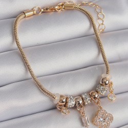 316L Çelik Gold Renk Zincir Sallantı Zirkon Taşlı Yonca Model Charm Kadın Bileklik