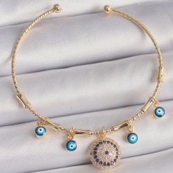 Pirinç Gold Renk Sallantı Zirkon Taşlı Nazar Boncuk Model Charm Bileklik