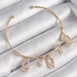 Pirinç Gold Renk Zirkon Taşlı Messika Model Kadın Bileklik