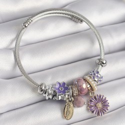 Gümüş Renk Mor Renkli Çiçek Model Charm Bileklik