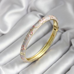 Mineli Pirinç Çiçek Desenli Zirkon Taşlı Gold Renk Kadın Kelepçe (çap 60 mm)