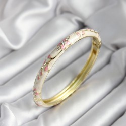 Mineli Pirinç Bej Çiçek Desenli Zirkon Taşlı Gold Renk Kadın Kelepçe (çap 60 mm)