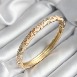 Mineli Pirinç Bej Çiçek Desenli Gold Renk Kadın Kelepçe (çap 60 mm)