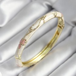 Mineli Pirinç Kırık Beyaz Çiçek Desenli Zirkon Taşlı Gold Renk Kadın Kelepçe