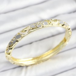 Mineli Pirinç Zirkon Taşlı Gri Çiçek Desenli Gold Renk Kadın Kelepçe