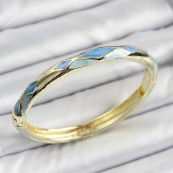 Mineli Pirinç Mavi Baklava Desenli Gold Renk Kadın Kelepçe