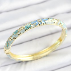Mineli Pirinç Zirkon Taşlı Mavi Çiçek Desenli Gold Renk Kadın Kelepçe