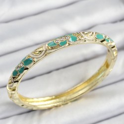 Mineli Pirinç Gold Renk Yeşil Çiçek Desenli Kadın Kelepçe
