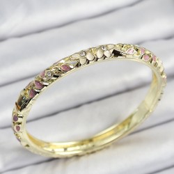 Mineli Pirinç Gold Renk Pembe Çiçek Desen Motifli Kadın Kelepçe