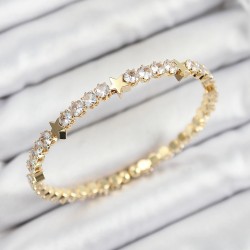 Pirinç Zirkon Taşlı Yıldız Model Gold Renk Yaylı Kadın Bileklik