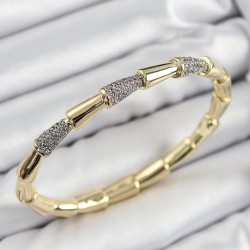 Pirinç Zirkon Taşlı Kemik Model Gold Renk Vip Kadın Bileklik