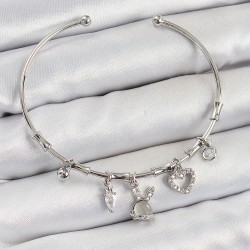 Pirinç Zirkon Taşlı Tavşan Ve Kalp Model Gümüş Renk Charm Bileklik