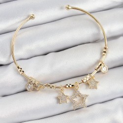 Pirinç Zirkon Taşlı Yıldız Model Gold Renk Charm Bileklik