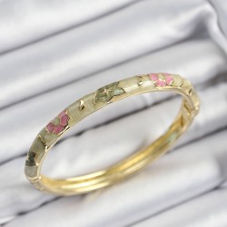 Mineli Pirinç Pembe Ve Yeşil Çiçek Motifli Gold Renk Kadın Kelepçe