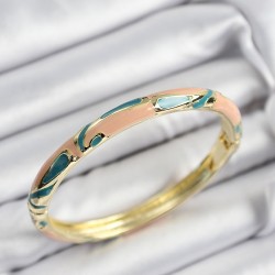 Mineli Pirinç Krem Ve Yeşil Mermer Motifli Gold Renk Kadın Kelepçe
