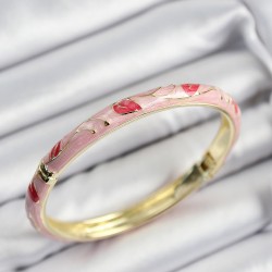 Mineli Pirinç Kırmızı ve Pembe Yaprak Motifli Gold Renk Kadın Kelepçe