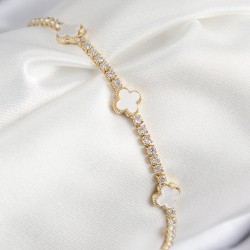 Pirinç Zirkon Taşlı Yonca Model Gold Renk Kadın Bileklik