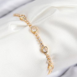 Pirinç Zirkon Taşlı Daire Model Gold Renk Asansörlü Kadın Bileklik