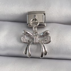 316L Çelik Gümüş Renk Zirkon Taşlı Sallantı Fiyonk Model Nomination Charm