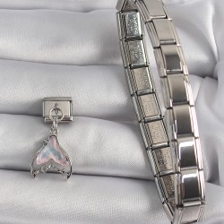316L Çelik Gümüş Renk Sallantı Zirkon Taş Detaylı Pembe Sedefli Balık Kuyruğu Model Nomination Charm