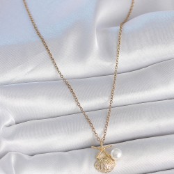 316L Çelik Gold Renk Zincir Zirkon Taşlı Deniz Kabuğu Model İnci Detay Kadın Kolye