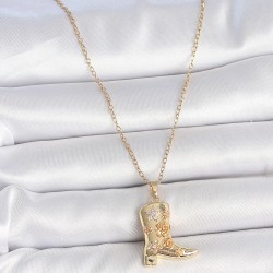 316L Çelik Gold Renk Zirkon Taşlı İşleme Detaylı Çizme Model Kadın Kolye