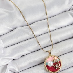 316L Çelik Zincir Zirkon Taşlı Asorti Sanatsal Portre İnci Detaylı Kelebek Figürlü Model Gold Renk Kadın Kolye