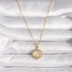 316L Çelik Gold Renk Zirkon Taşlı Sarı Sedefli Hilal Model Kadın Kolye