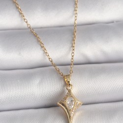 316L Çelik Gold Renk Zincir Zirkon Taşlı Kuzey Yıldızı Model Kadın Kolye
