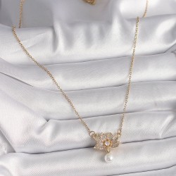 316L Çelik Gold Renk Zincir Zirkon Taşlı Lotus Çiçeği Figür Sallantı İnci Detay Kadın Kolye