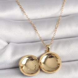 316L Çelik Gold Renk Zincir Zirkon Taş Detaylı Açılır Galaksi Model Kadın Kolye