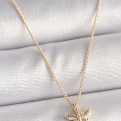 Pirinç Gold Renk Zirkon Taşlı Kelebek Model Kadın Kolye