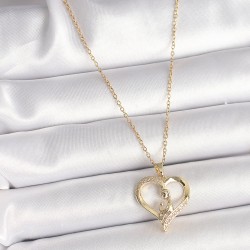 316L Çelik Gold Renk Zincir Zirkon Taşlı Kalp Model Kadın Kolye