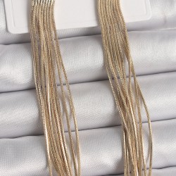 Pirinç Gold Renk Sallantı Püskül Model Kadın Küpe