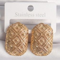 Pirinç Gold Renk Motif İşlemeli Kadın Küpe