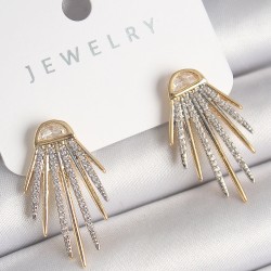 Pirinç Gold Renk Zirkon Taşlı Işıltı Model Kadın Küpe