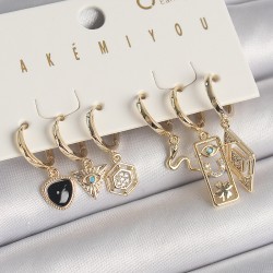 Pirinç Gold Renk Zirkon Taşlı Çoklu Sallantı Figür VIP Seri Kadın Küpe Seti