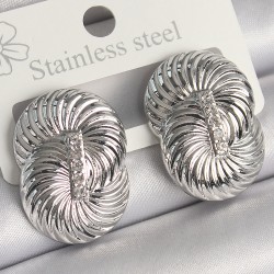 Pirinç Gümüş Renk Sarmal Model Zirkon Taş Detaylı Kadın Küpe