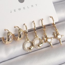 Pirinç Gold Renk Sallantı Zirkon Taşlı Yıldız Model Kadın Küpe Seti