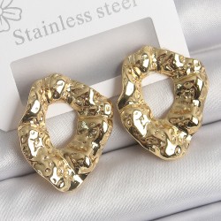 316 Çelik Gold Renk İşlemeli Halka Model Kadın Küpe
