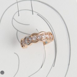 Pirinç Gold Renk Zirkon Taşlı Kadın Kıkırdak Küpe