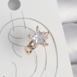 Pirinç Gold Renk Zirkon Taşlı Yıldız Model Kadın Kıkırdak Küpe