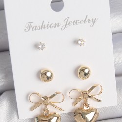 Pirinç Gold Renk Zirkon Taşlı Kurdele Sallantılı Kalp Model 3 Çift Kadın Küpe Seti