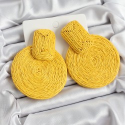 Sarı Daire Figürlü Hasır Örgü Model Gold Renk Kadın Küpe